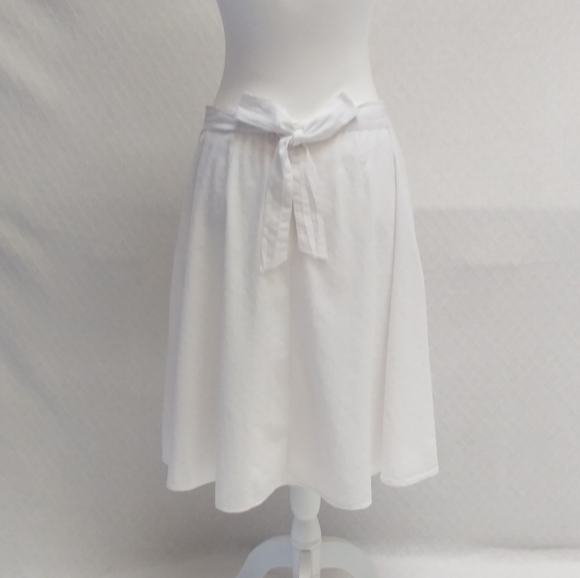 St. John's Bay White Dotted Cotton Skirt - Picture 4 of 7